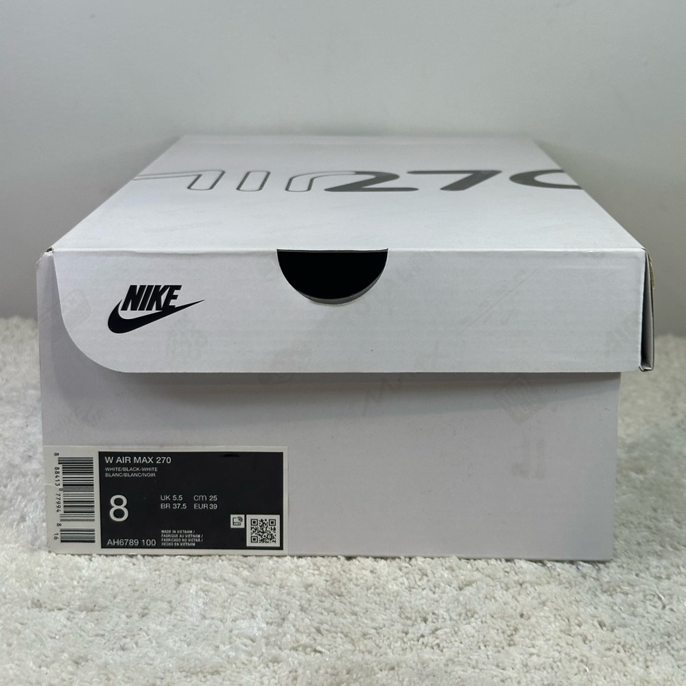 Nike Air Max 270 - Picture 12 of 13